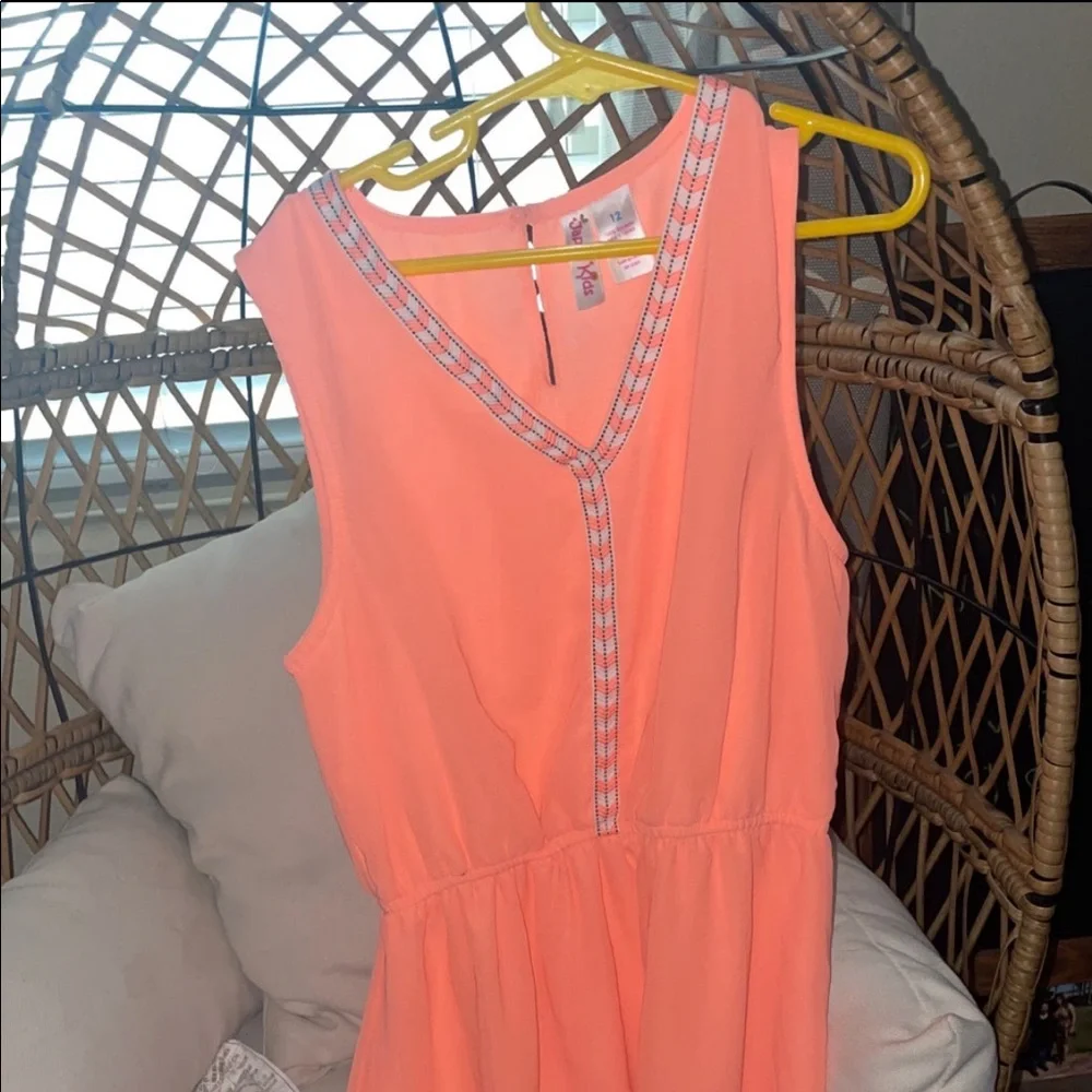 Dress - Picture 1 of 2